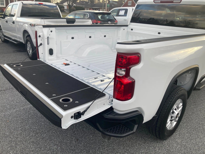 Billie Bars Tailgate Cover For Silverado & Sierra
