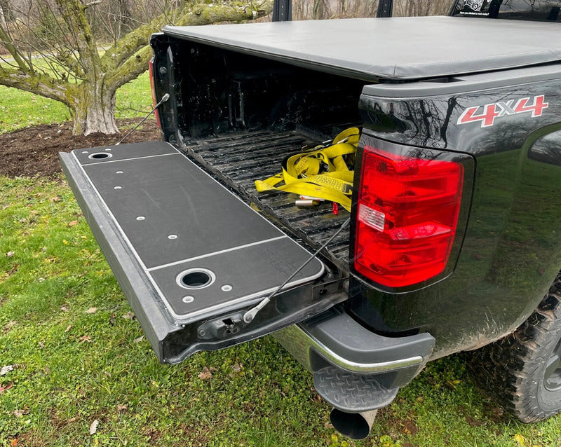 BillieBars Silverado & Sierra Tailgate Cover