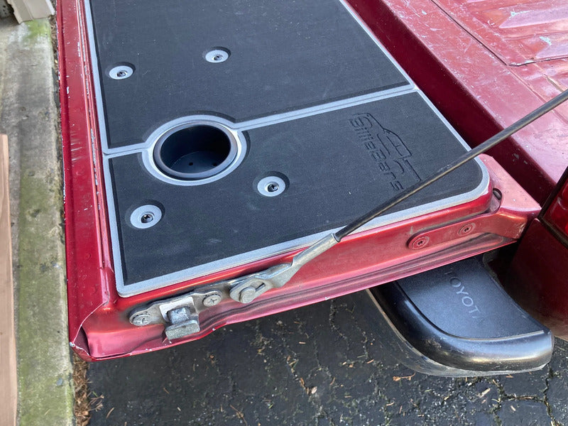 BillieBars Tacoma Tailgate Cover Side Close Up View