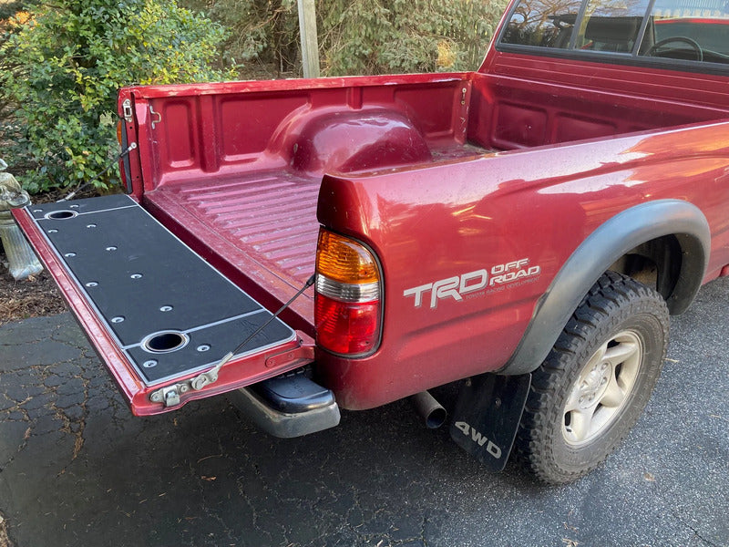 BillieBars Tacoma Tailgate Cover