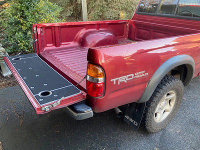BillieBars Tacoma Tailgate Cover
