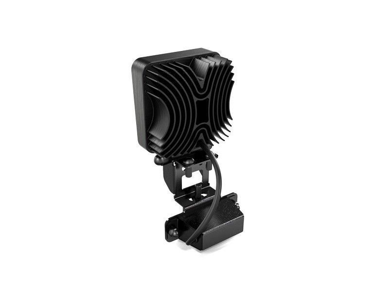 Front Runner 4"/100mm LED Flood Light With Bracket