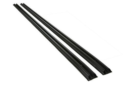 rails of the Front Runner Slimline II Roof Rack For Volkswagen TRANSPORTER T4 1990 to 2003