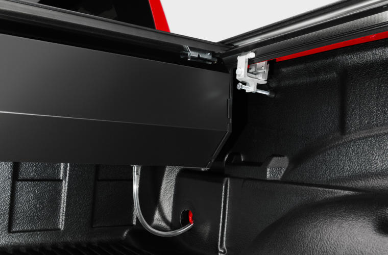Retrax PowertraxPRO XR Truck Bed Cover For Nissan Titan & Titan XD